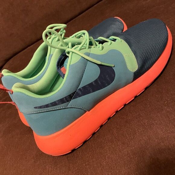 Mint condition Nike Roshe Run Unique Colorway Green Orange Blue 9.5 US 43 EUR - Picture 5 of 7
